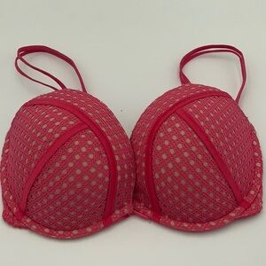 Victoria’s Secret Salmon Color Lattice Work & Eyelet Lace Underwire Bra